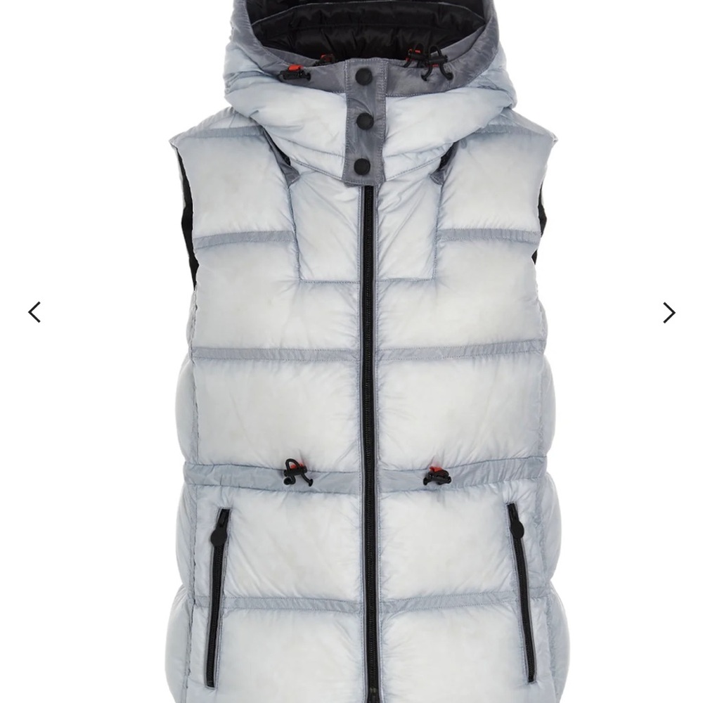 Women’s Moose Knuckles Vest Size Small